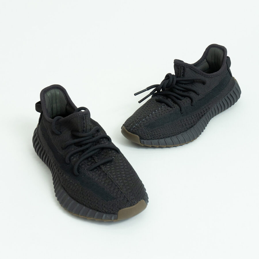 YEEZY 350 V2 CINDER
