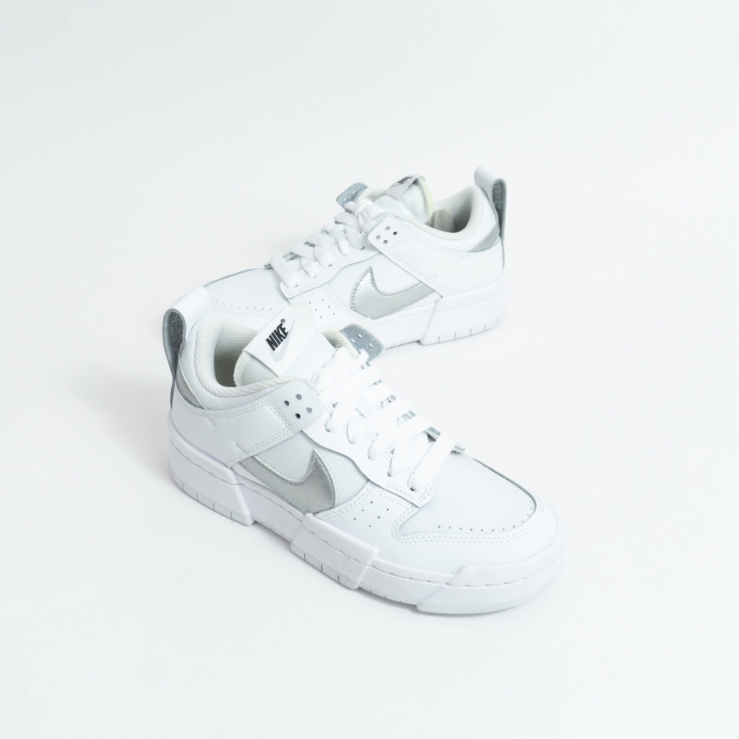 dunk low disrupt white silver