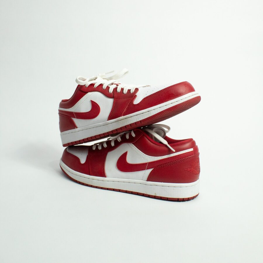 JORDAN 1 GYM RED  10.5 US