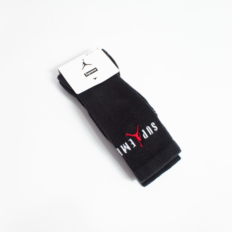 SUPREME X JORDAN SOCKS