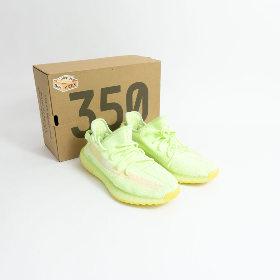YEEZY 350 V2 GLOW 10.5 US