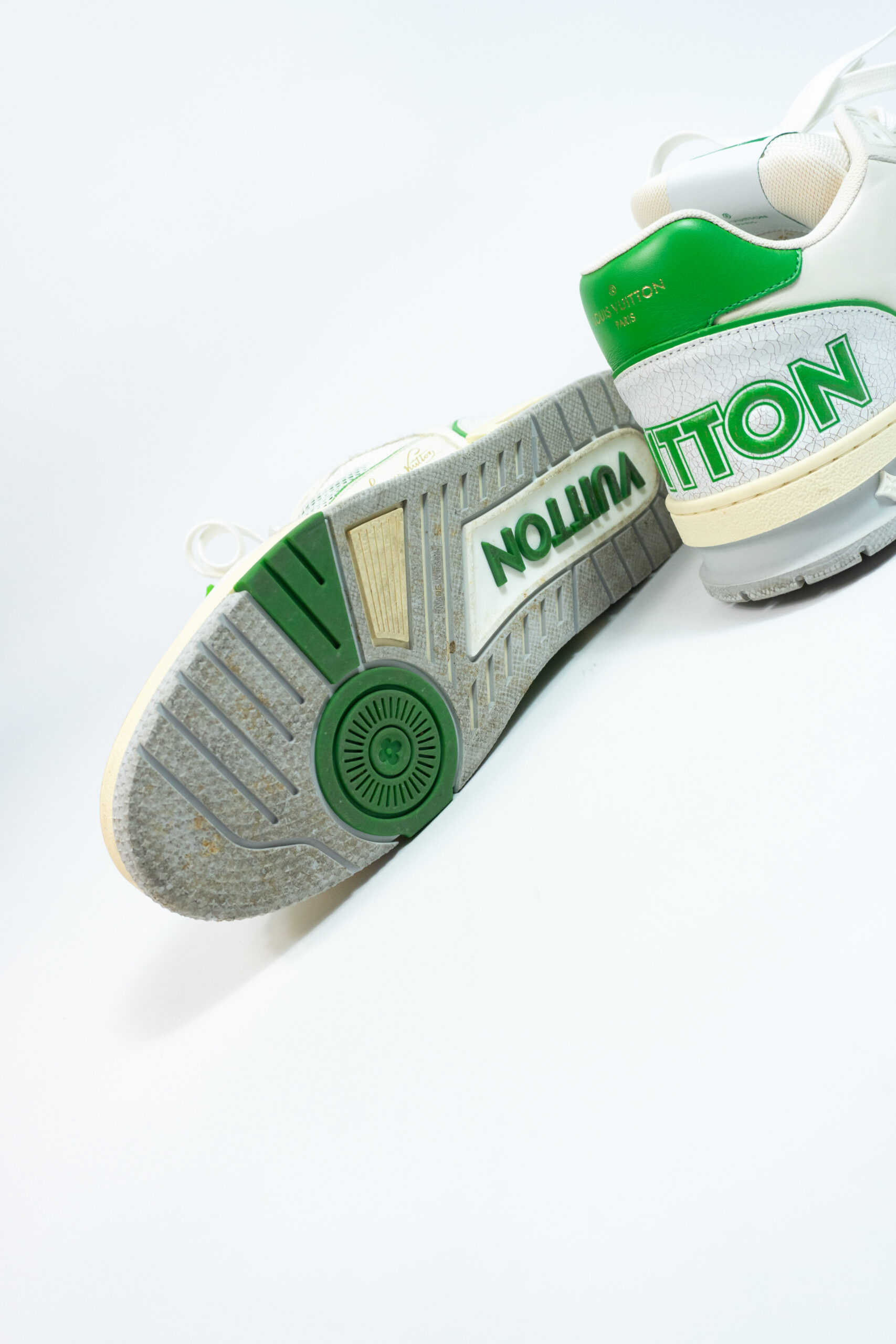 LOUIS VUITTON TRAINER VINTAGE GREEN 7.5 US