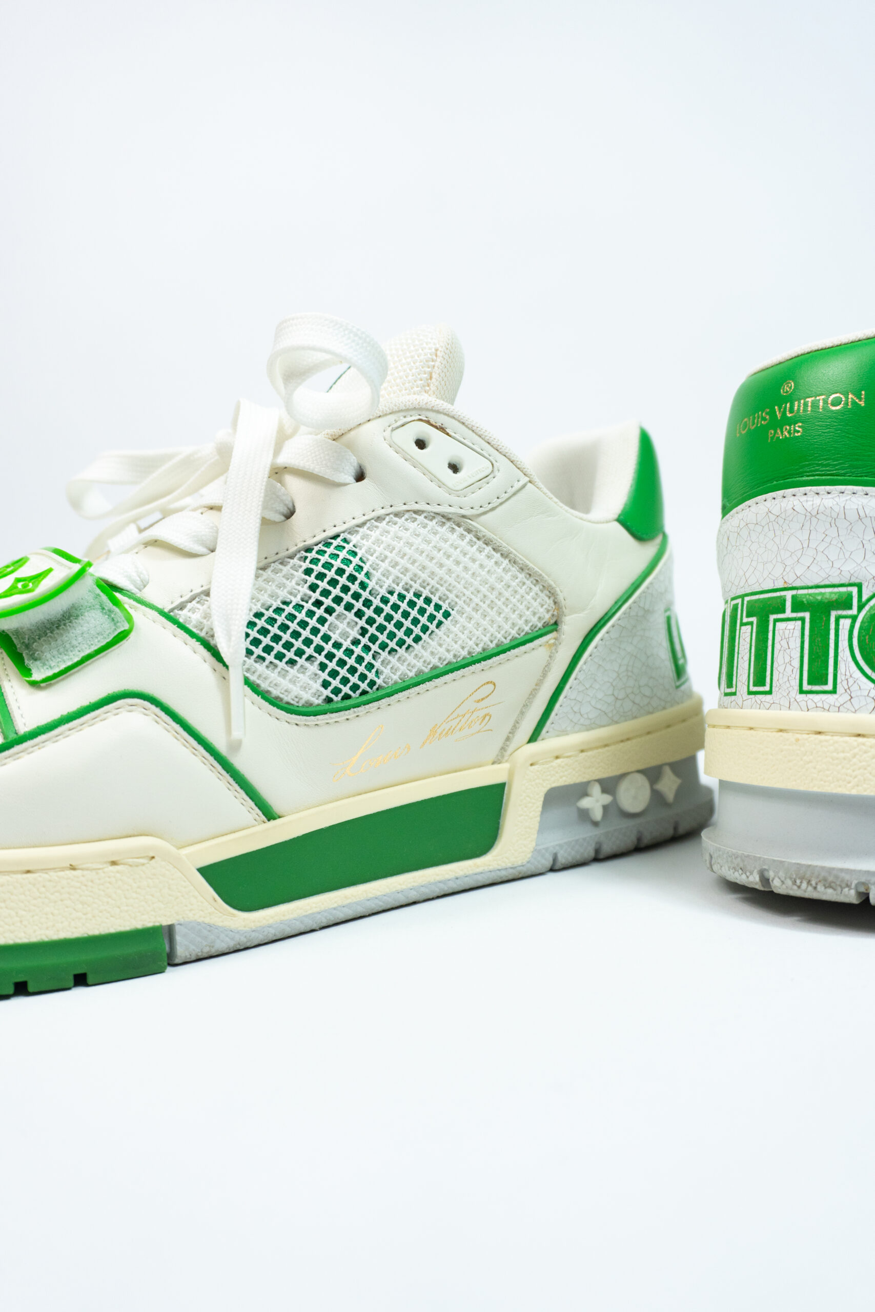 LOUIS VUITTON TRAINER VINTAGE GREEN 7.5 US