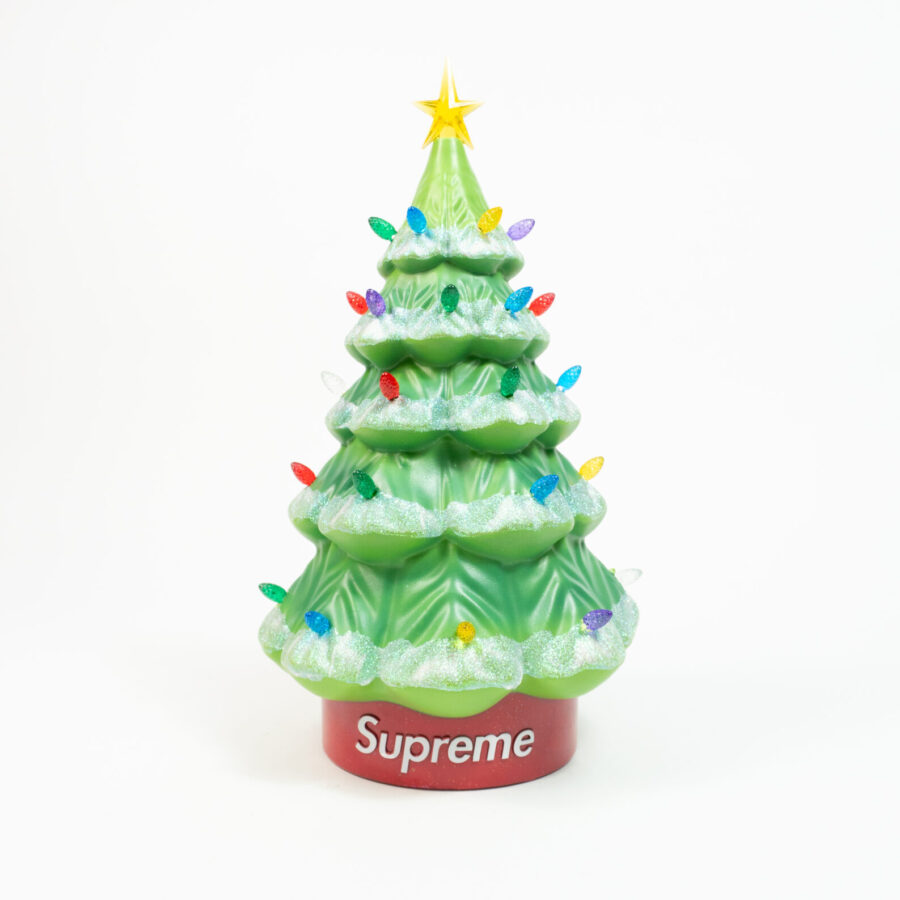 SUPREME 15" HOLIDAY TREE