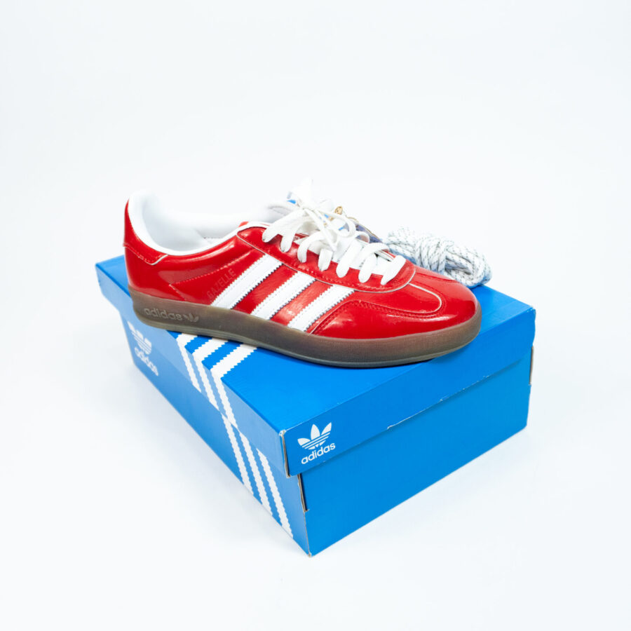 ADIDAS GAZELLE BETTER SCARLET