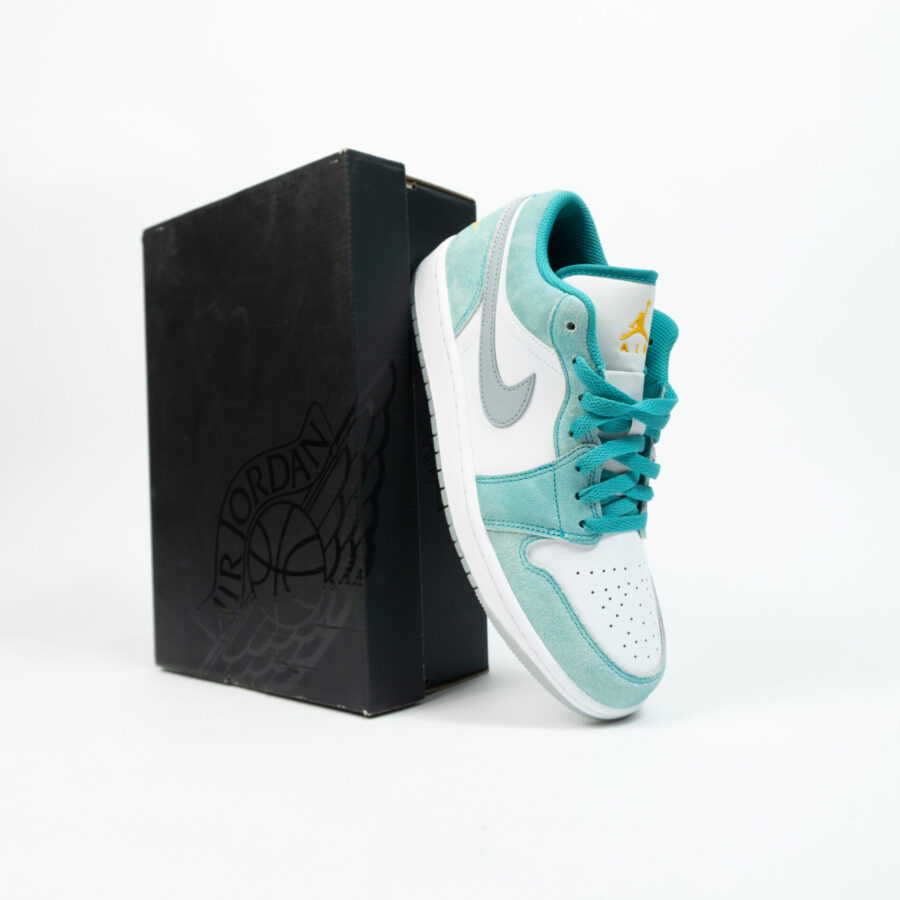 JORDAN 1 LOW NEW EMERALD