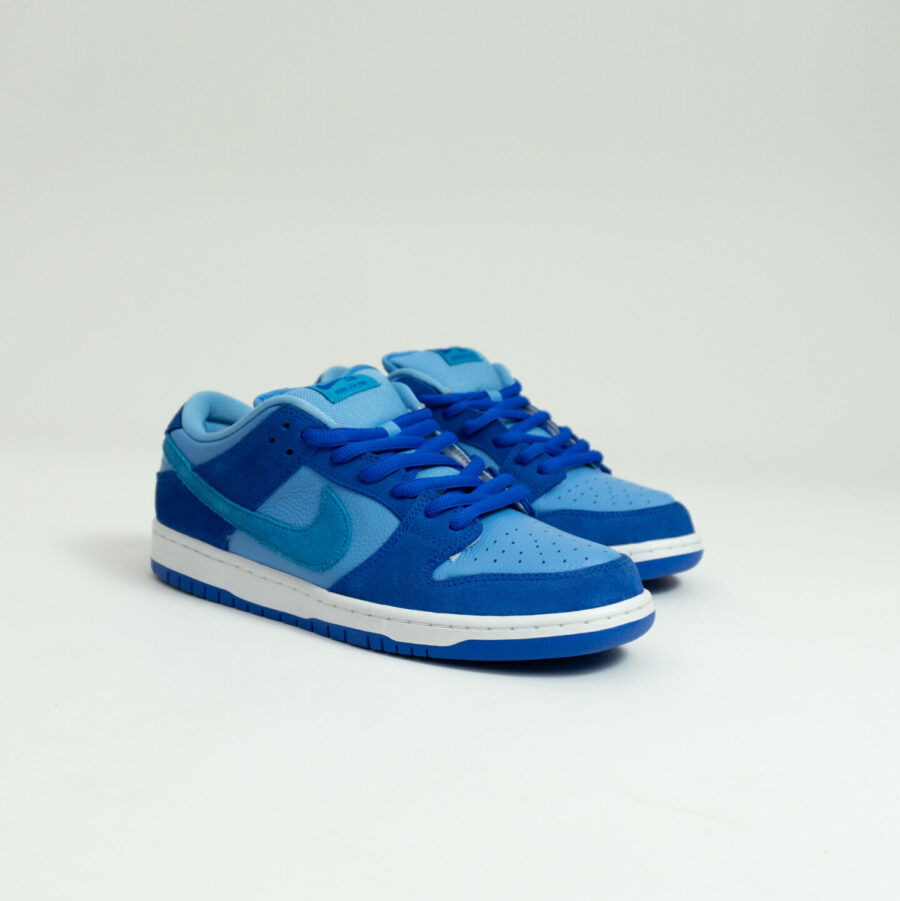 NIKE SB DUNK LOW RASPBERRY BLUE