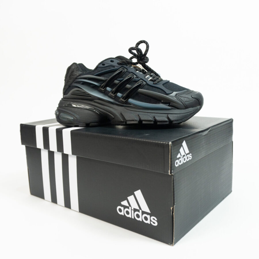 ADIDAS JELLYFISH TRIPLE BLACK PHARREL