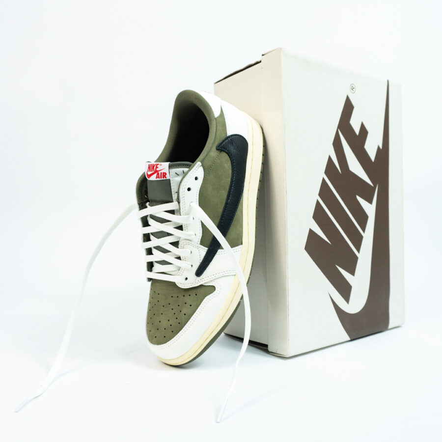 JORDAN 1 LOW MEDIUM OLIVE TRAVIS SCOTT