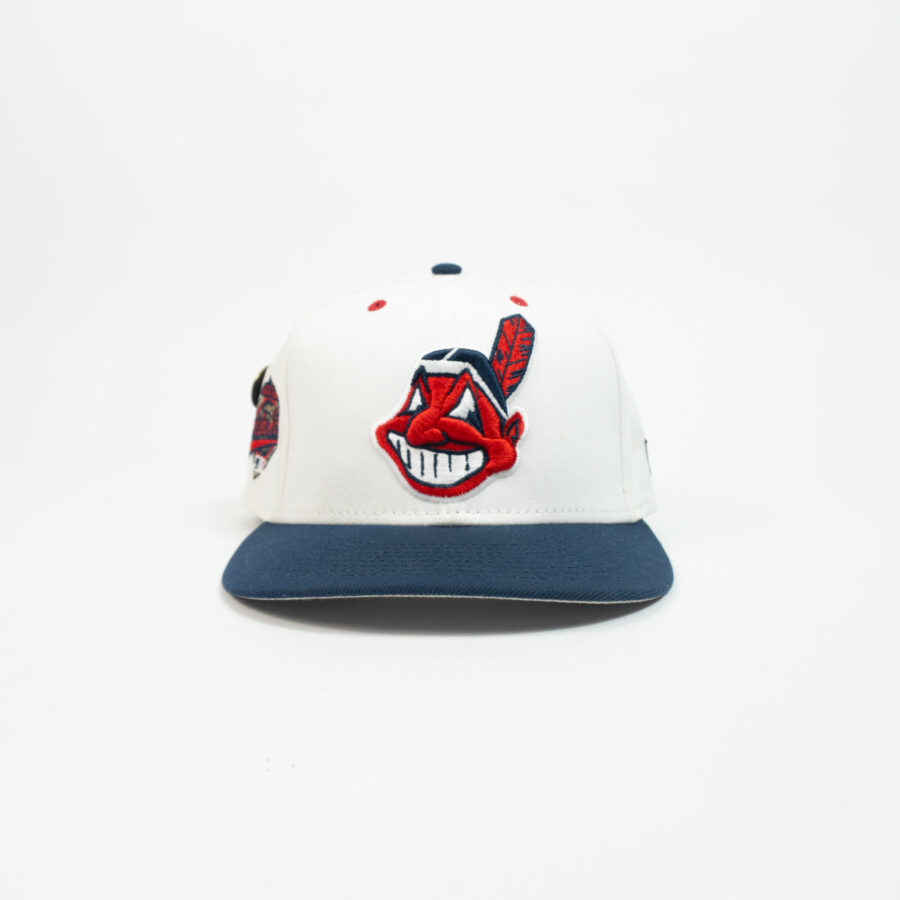 NEW ERA INDIANS  ( 7-1/4 )