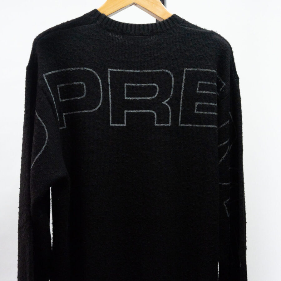 SUPREME PILLED SWEATER