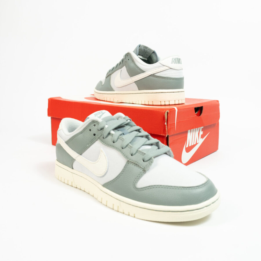 NIKE DUNK LOW MICA GREEN