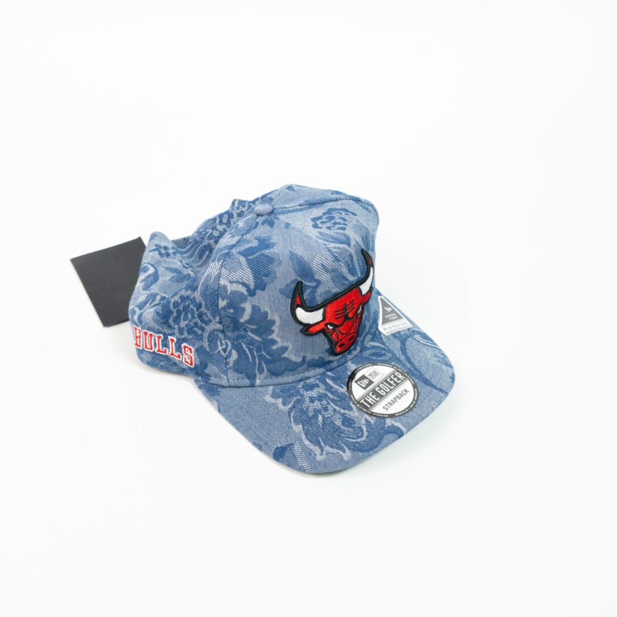 BULLS GOLFER TREELOOMS