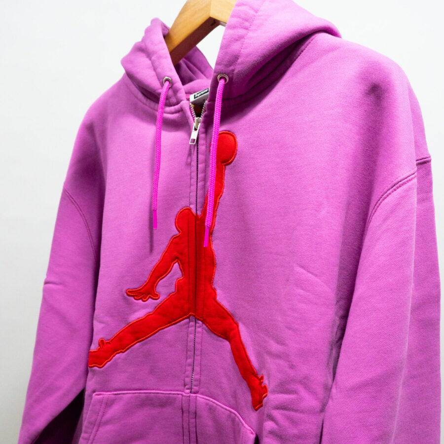 SUPREME X JORDAN HODDIE