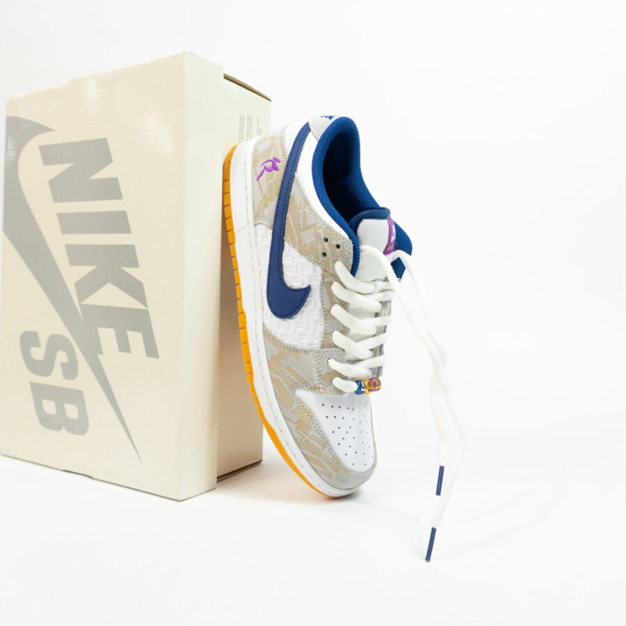 NIKE SB DUNK RAYSSA LEAL