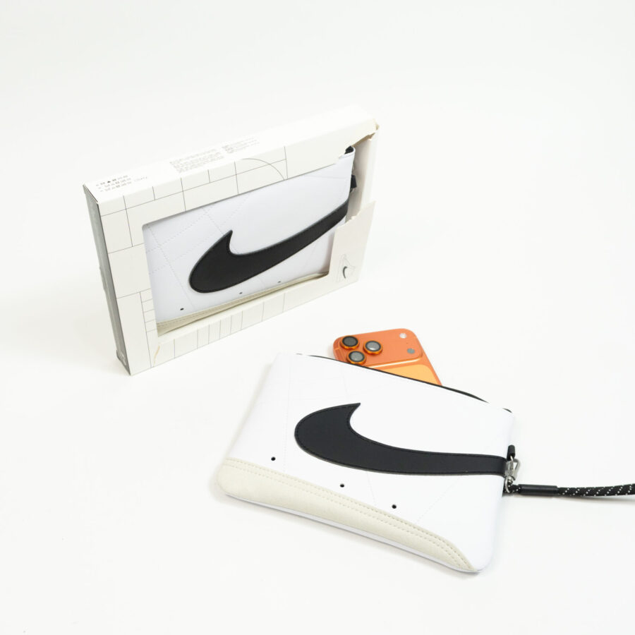 NIKE BLAZER WRISLET