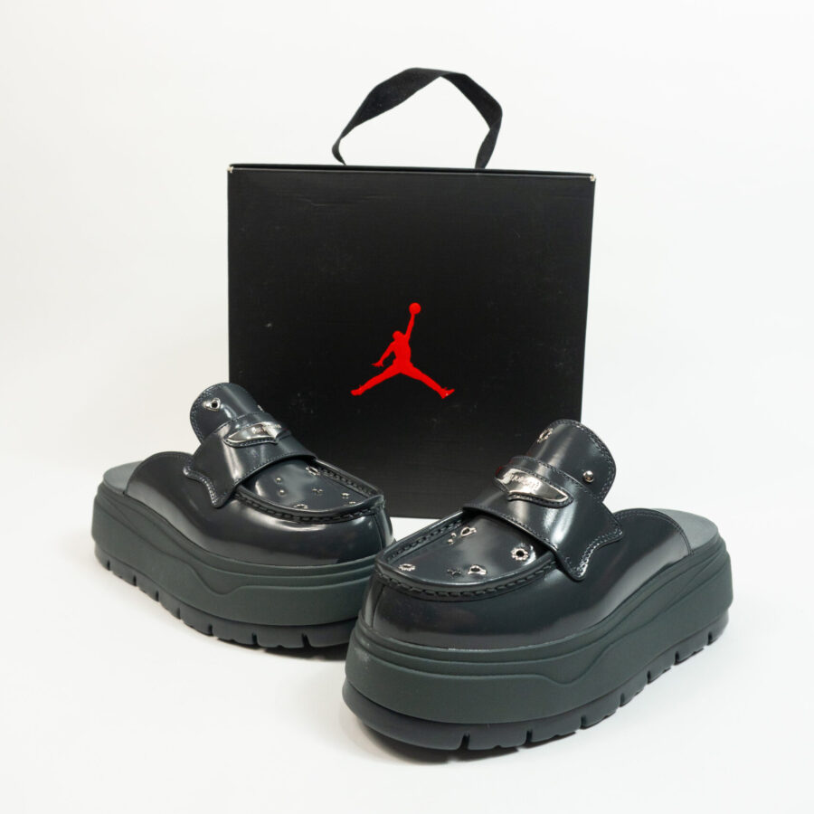 JORDAN MULE NAVY
