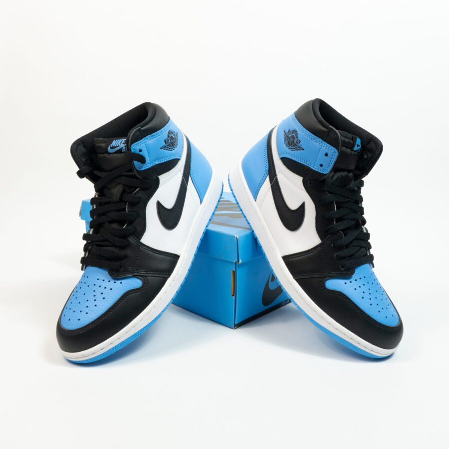 JORDAN 1 UNC TOE